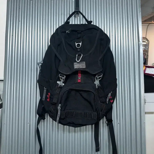 [BUNJANG] Oakley Tactical Field Gear Icon Pack Backpack Black / 오클리 OAKLEY 택티컬 필드기어 아이콘팩 백팩 블랙