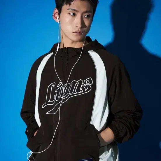 [BUNJANG] Samsung Lions Reflective Hooded Jacket - Brown / L 삼성 라이온즈 리플렉티브 후드 재킷 - 브라운