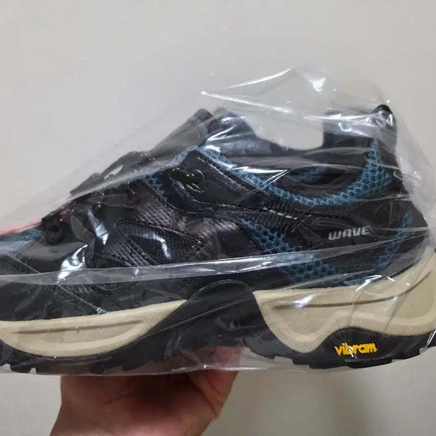 [BUNJANG] KOLON SPORT Wave Hybrid Trekking Shoes / 코오롱스포츠 웨이브 하이브리드 트레킹화
