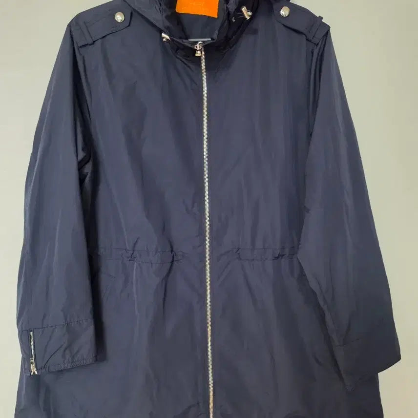 [BUNJANG] Louis Castel Men's Golf Hooded Windbreaker / (105) 루이까스텔 남성골프  후드 바람막이