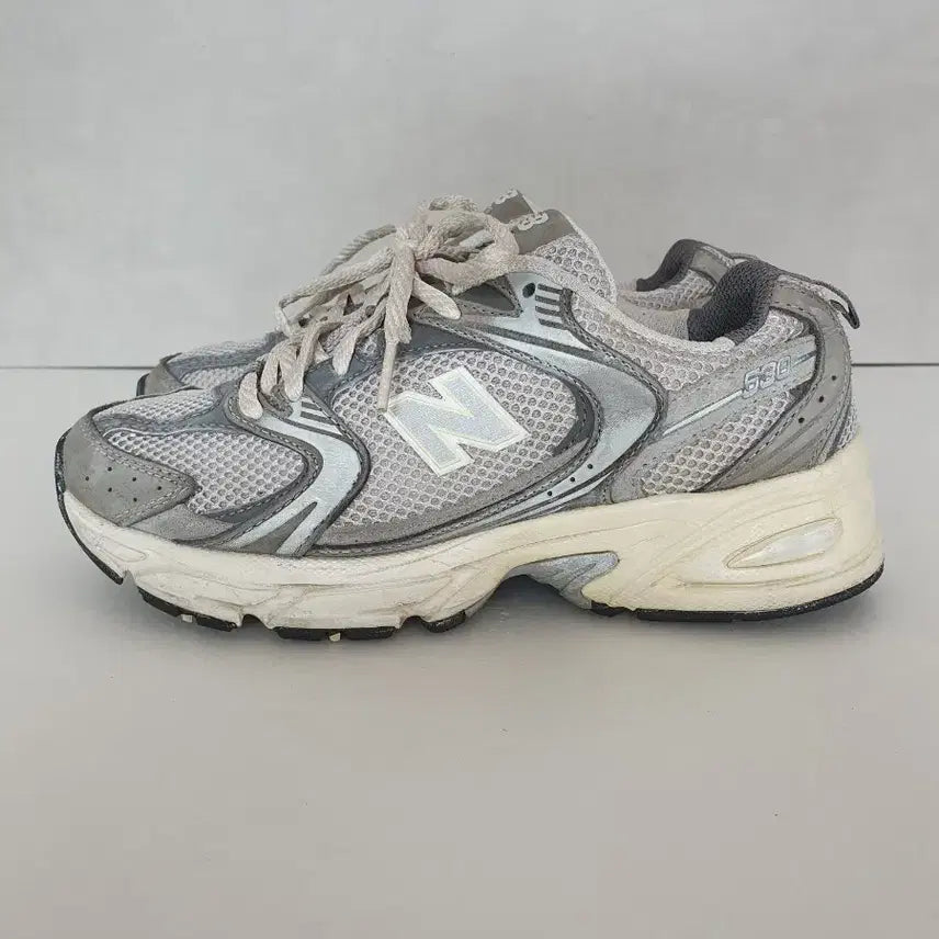 [BUNJANG] New Balance 530 Vintage Grey Matter (245) / 뉴발란스 530 빈티지 그레이 매터 (245)