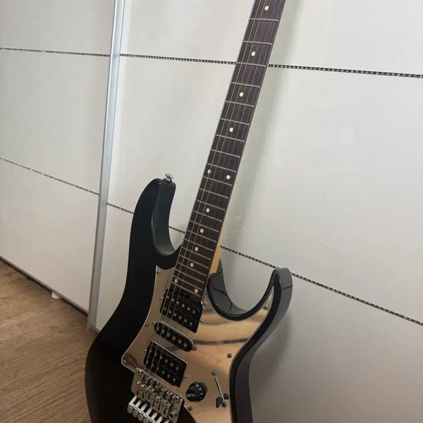 [BUNJANG] Swing Electric Guitar Full Set with Crafter Amp / [국산/스윙] Swing 일렉기타 + 크래프터 앰프 풀세트 일괄 급매