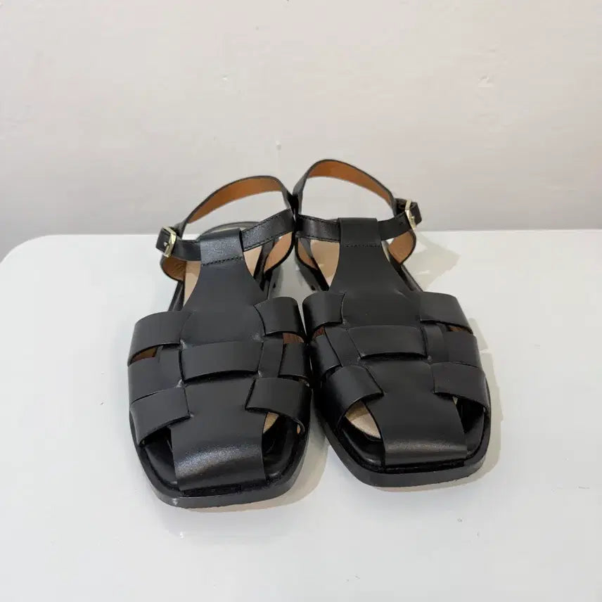 [BUNJANG] Kuern Sandal EZ03 Black Size 235 / 쿠에른 샌들 에즈03 블랙 235 새상품급