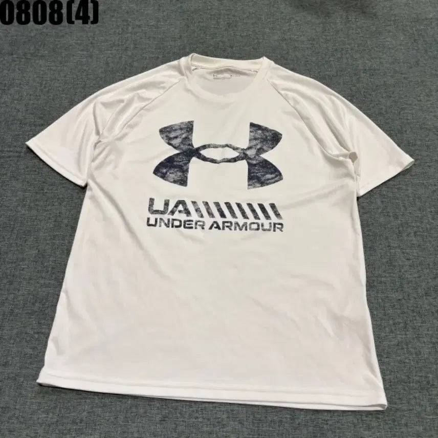 [BUNJANG] Under Armour Short Sleeve T-Shirt White / 언더아머 반팔티 흰색