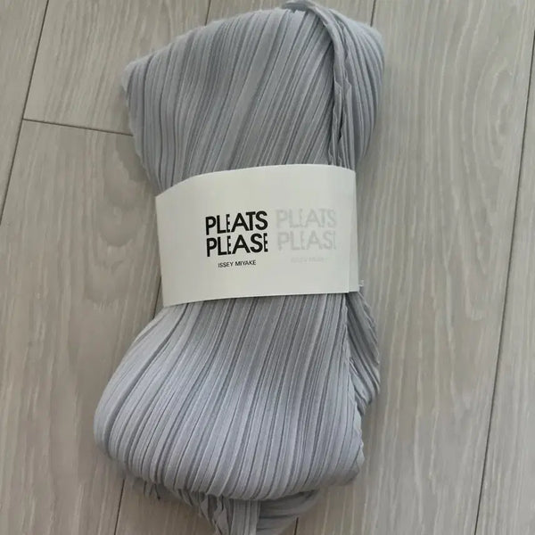 [BUNJANG] Pleats Please Issey Miyake Basic Scarf Light Gray / 플리츠 플리즈 이세이 미야케 베이직 스카프 라이트 그레이