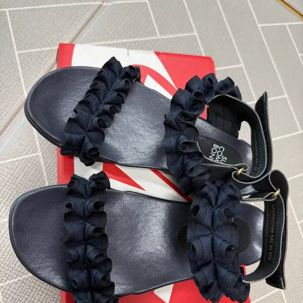 [BUNJANG] SUECOMMA BONNIE Ruffle Sandals / 슈콤마보니 러플 샌들240