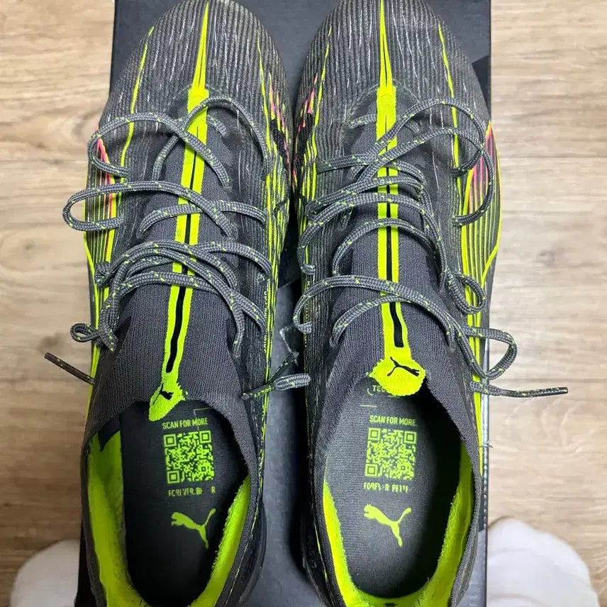 [BUNJANG] Puma Football Boots Size 275 / 푸마 축구화 275