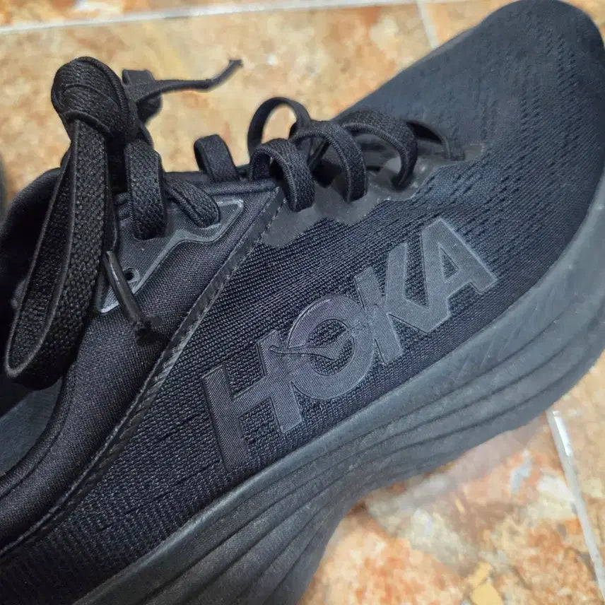 [BUNJANG] Hoka Bondi 8 Running Shoes Black Regular 285 / 호카 본디8 블랙 레귤러 285