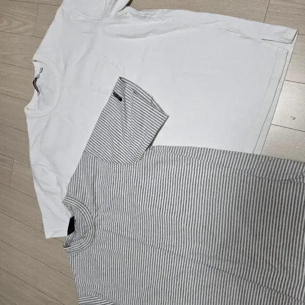 [BUNJANG] Uniform Bridge Short Sleeve T-shirts (2-Piece Bundle) / 유니폼브릿지 반팔 2장 일괄 100
