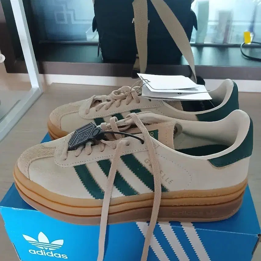 [BUNJANG] Adidas Gazelle W Cream Green Sneakers / 아디다스가죽운동화