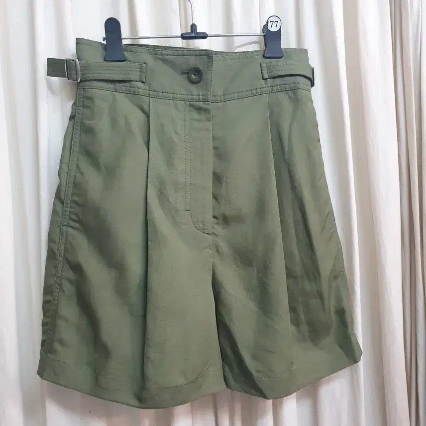 [BUNJANG] COS Khaki Belted Shorts / COS 카키색 허리 벨트 반바지