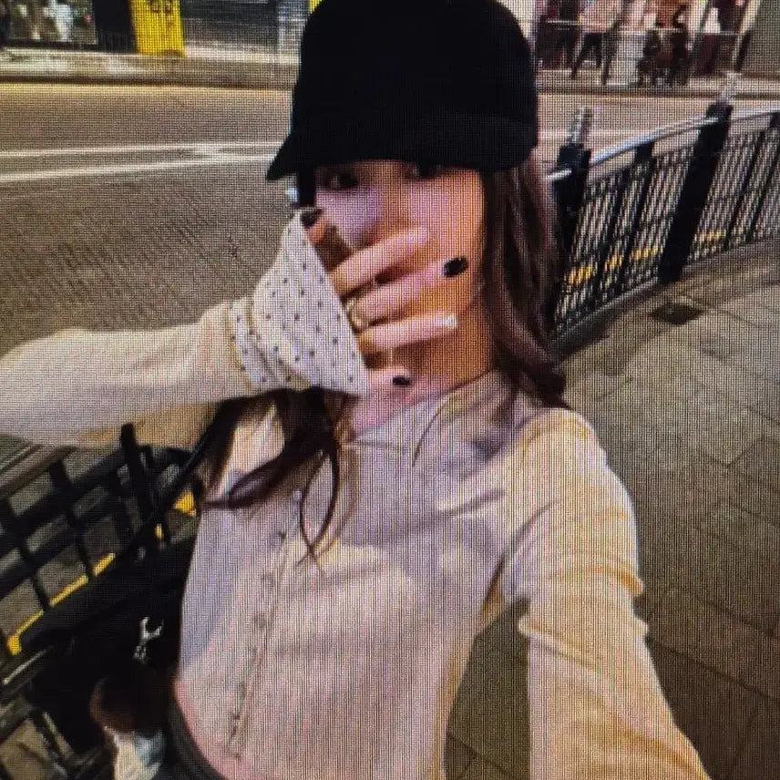 [BUNJANG] Dot Sleeve Hem Cardigan - 2 Colors / (해외배송)도트 소매밑단 가디건 2컬러