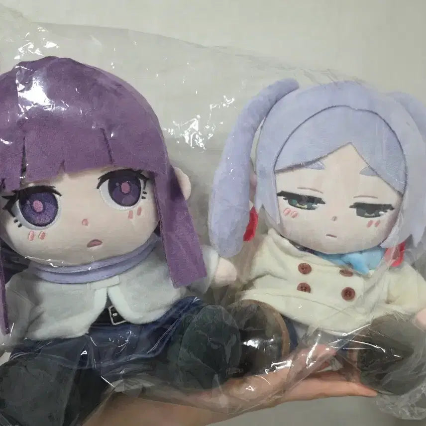 [BUNJANG] Frieren: Beyond Journey's End Frieren & Fern Winter Uniform Plush Dolls (China Exclusive Lottery A Prize) - Sealed / 미개봉) 동복 프리렌 중국 한정 쿠지 A상 프리렌 페른 인형