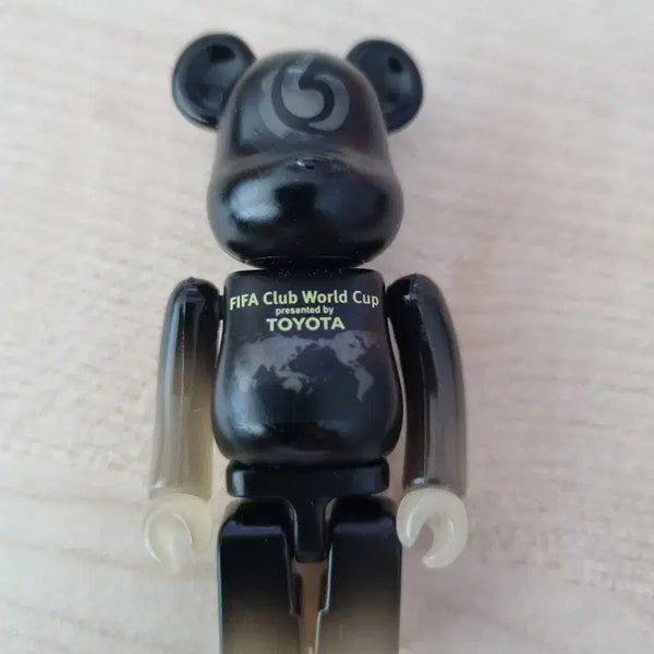 [BUNJANG] Bearbrick 2006 FIFA World Cup Toyota Official Goods / 베어브릭 2006 월드컵