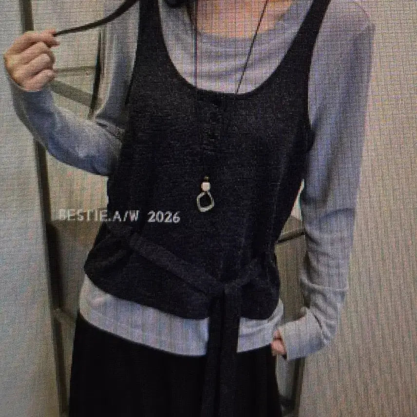 [BUNJANG] Long Sleeve T-Shirt + Knit Vest Set / (해외배송) 긴팔 티셔츠 + 니트 조끼 세트 3컬러