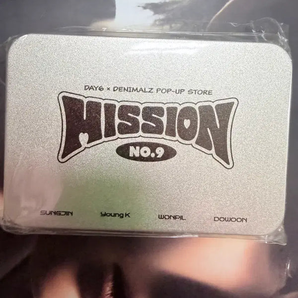 [BUNJANG] Day6 Sealed Tin Case Polaroid Set / (미개봉) 데이식스 틴케이스 폴라로이드 세트