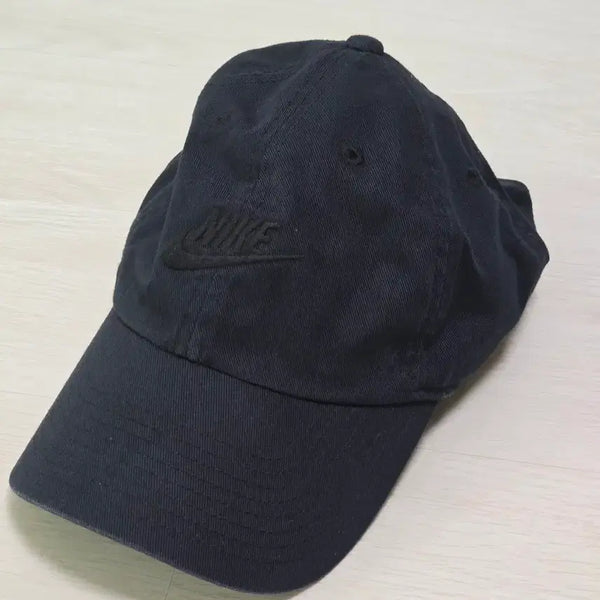 [BUNJANG] Nike Black Baseball Cap / 나이키 볼캡 블랙