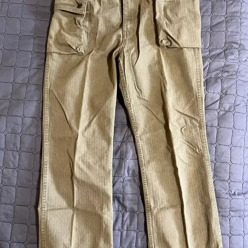 [BUNJANG] BLACKOUT HBT B44 Khaki L Size / 블랙아웃 hbt b44 카키 L
