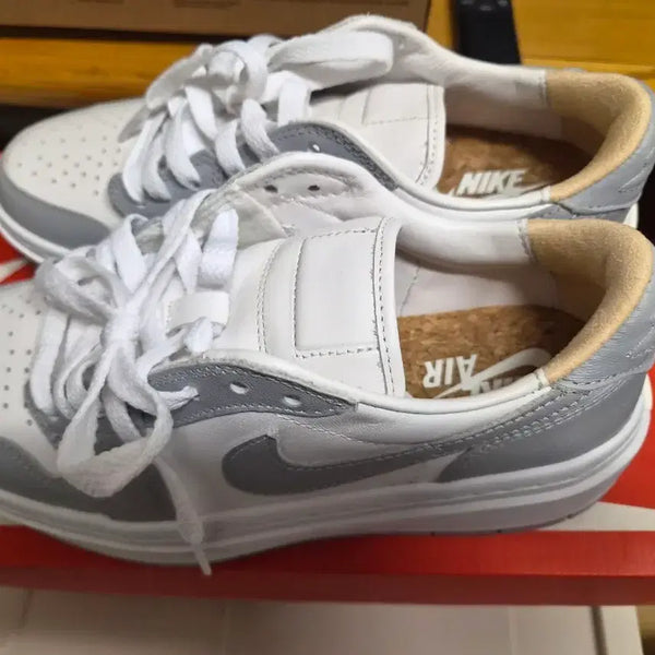 [BUNJANG] Nike Jordan Elevate Wolf Grey Shoes (250) / 나이키 조던 엘리베이트 울프그레이 250