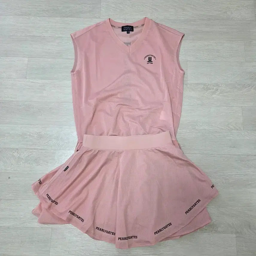 [BUNJANG] Pargates Women's Sleeveless Skirt Set / 파리게이츠 여성 민소매 스커트 세트