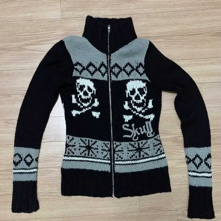 [BUNJANG] Skull Knit Zip-Up Sweater / 해골 니트 집업