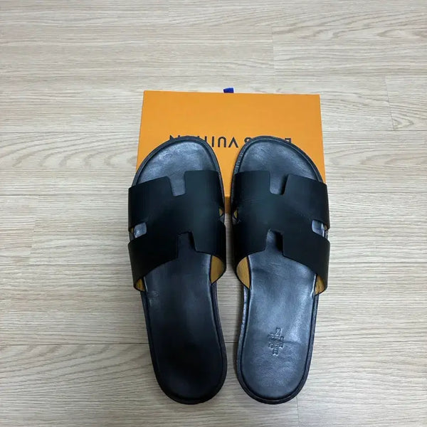 [BUNJANG] Hermes Izmir Sandals Size 44 / [44/감정서포함] 에르메스 이즈미르