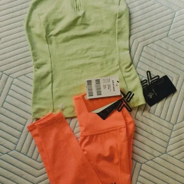 [BUNJANG] Xexymix Sleeveless Polo Shirt and Fluorescent Leggings Set / 젝시믹스