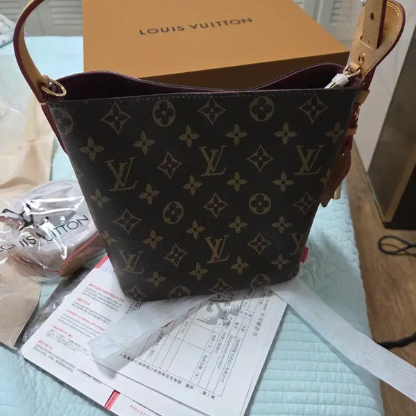 [BUNJANG] Monogram Canvas Shoulder Bag / 모노그램 캔버스 숄더백