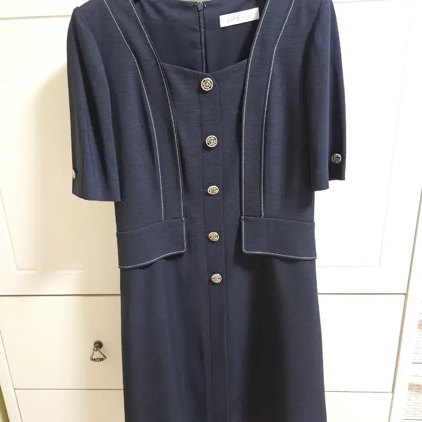 [BUNJANG] LINE Navy One-Piece Dress / 라인 네이비 원피스 55