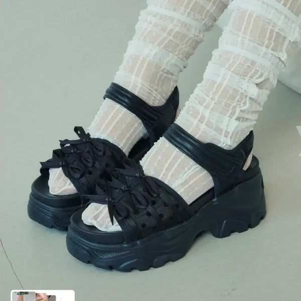 [BUNJANG] Elizabeth Stuart Ribbon Dot Balletcore Platform Sandals / 엘리자베스 스튜어트 리본 도트 발레코어 플랫폼 키높이 샌들 EBAL15736 5+65423