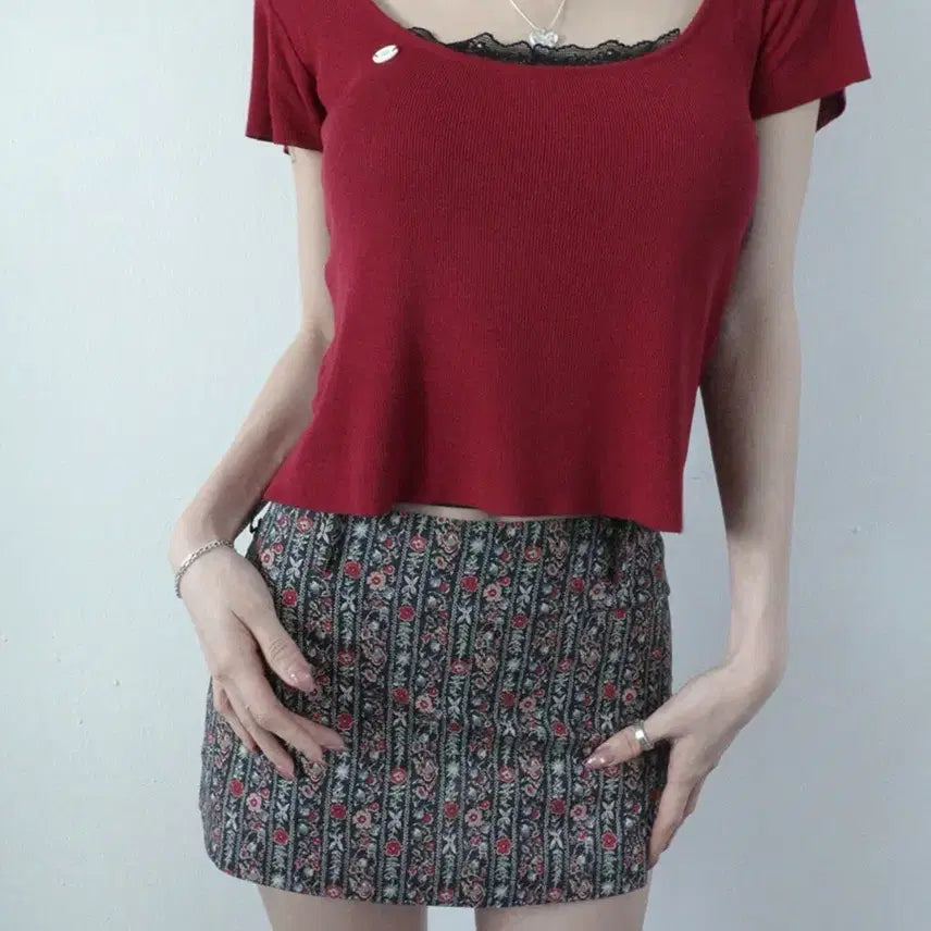 [BUNJANG] Fadeit Flower Skirt Black / 페일제이드 플라워 스커트 블랙