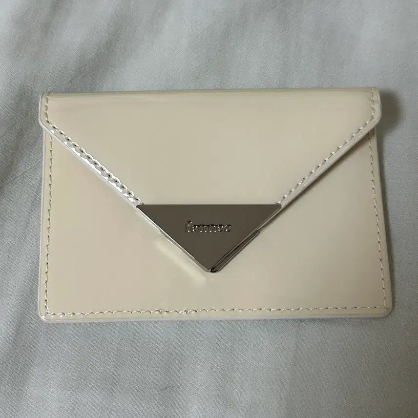 [BUNJANG] Fennec Triangle Card Holder Butter Color / 페넥 트라이앵글 카드 홀더 버터컬러 카드지갑