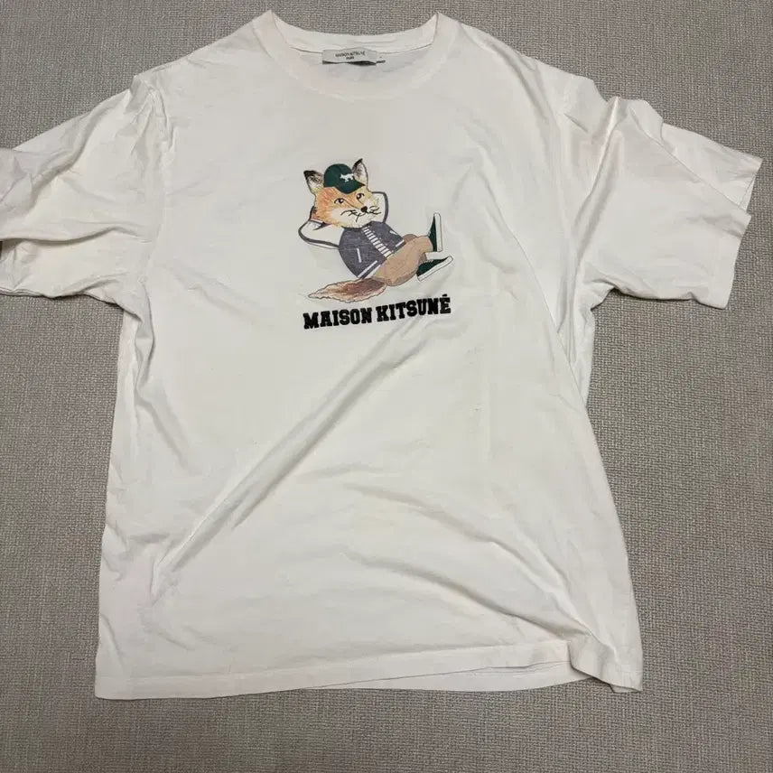 [BUNJANG] Maison Kitsuné White Fox Short Sleeve T-Shirt / 메종키츠네 반팔티 화이트 폭스 반팔 티셔츠