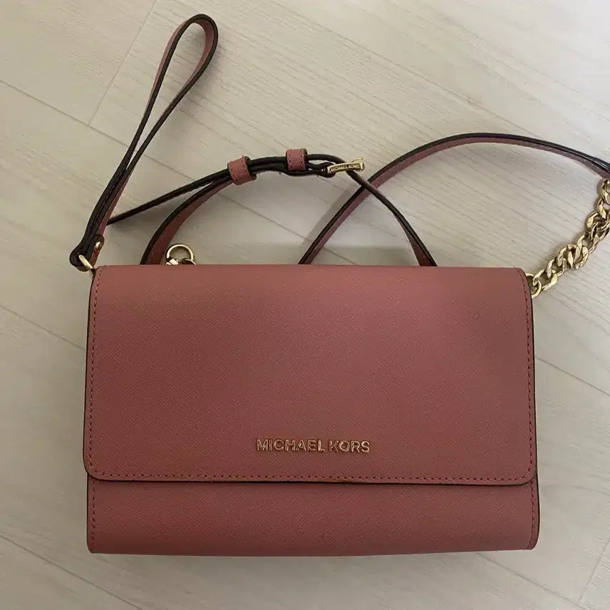 [BUNJANG] Michael Kors Soft Pink Saffiano Leather Mini Crossbody Bag / 마이클코어스 핑크 미니 크로스백