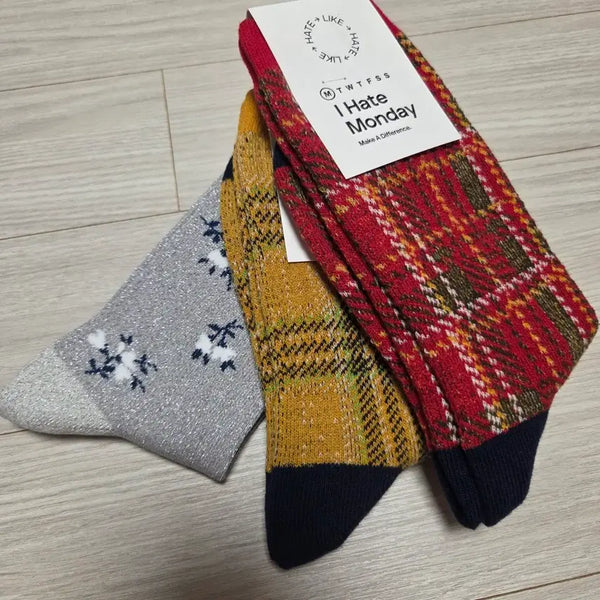 [BUNJANG] i hate monday Socks (Single Pair) / 아이헤이트먼데이 양말 (1개 당 가격)