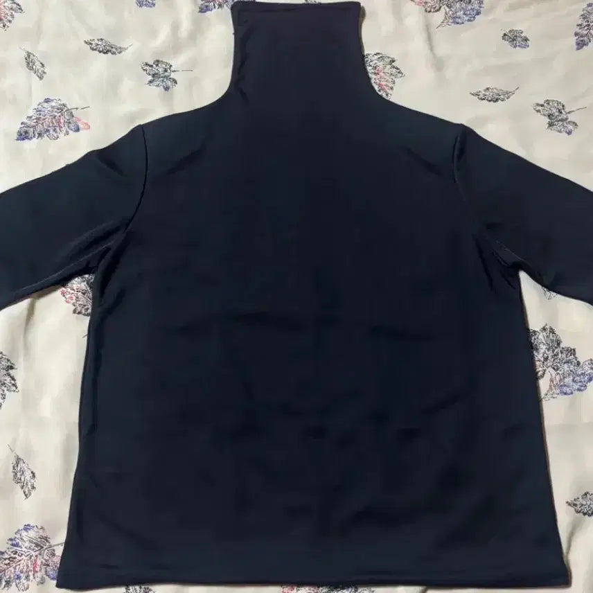 [BUNJANG] Summer Black Turtleneck Short-Sleeve Top / 썸머 블랙 폴라티 새상품