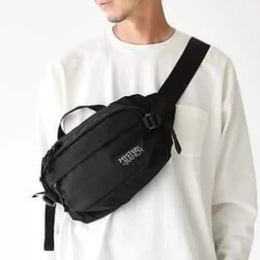 [BUNJANG] Mystery Ranch Full Moon Hip Pack / 미스테리랜치 풀문 힙색