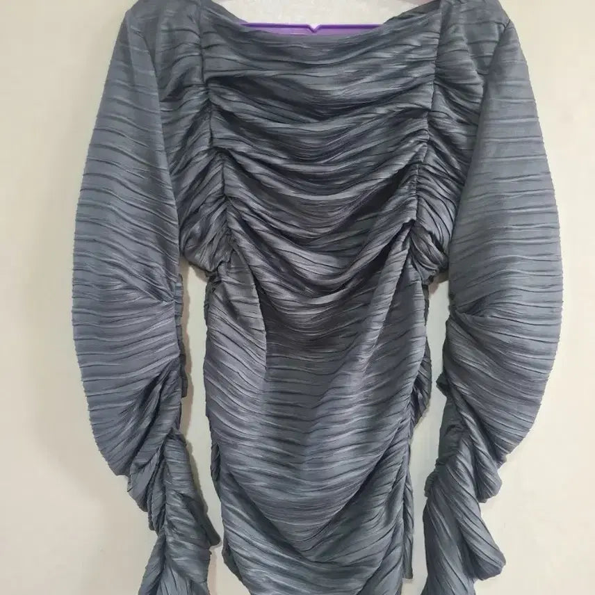 [BUNJANG] ORR Pleated Blouse (M) / 오르 플리츠 블라우스M