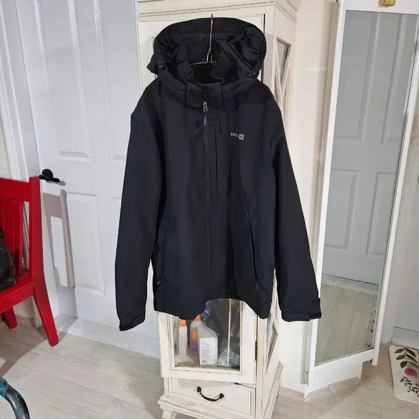 [BUNJANG] Nepa Black Jumper 105 / 네파 점퍼 블랙 105