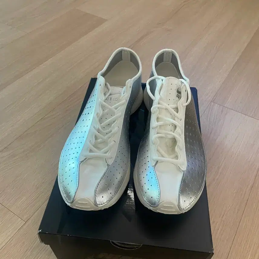 [BUNJANG] Nike Air Superfly Metallic Silver Sneakers (Size 300) / 나이키 에어 슈퍼플라이 메탈릭 실버 300