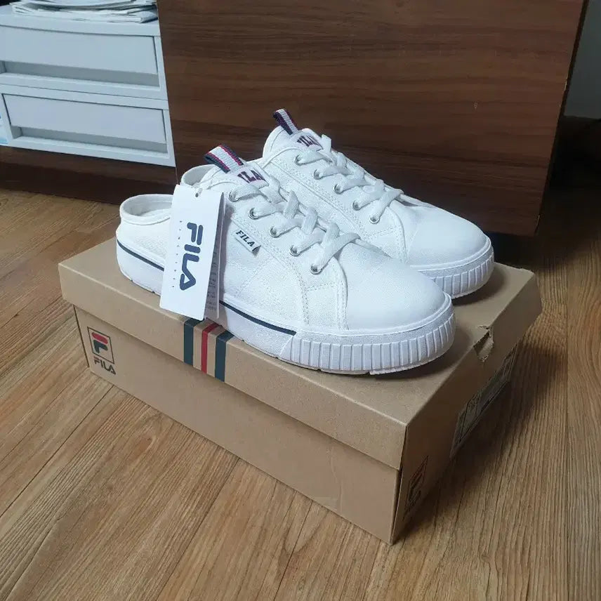 [BUNJANG] Fila Sneakers Size 280 / (새상품) 휠라 운동화 280 사이즈