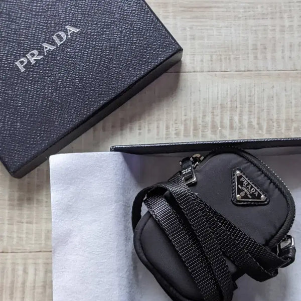 [BUNJANG] Prada Authentic Armband Card Wallet Mini Crossbody Wristlet / 정품 프라다 암밴드 카드지갑 미니 크로스백 손목지갑