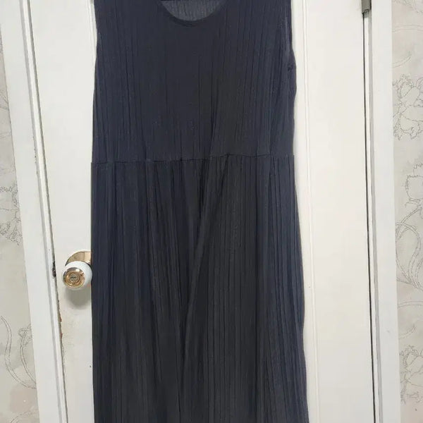 [BUNJANG] Black Pleated Sleeveless Maxi Dress / 블랙 플리츠 민소매 원피스