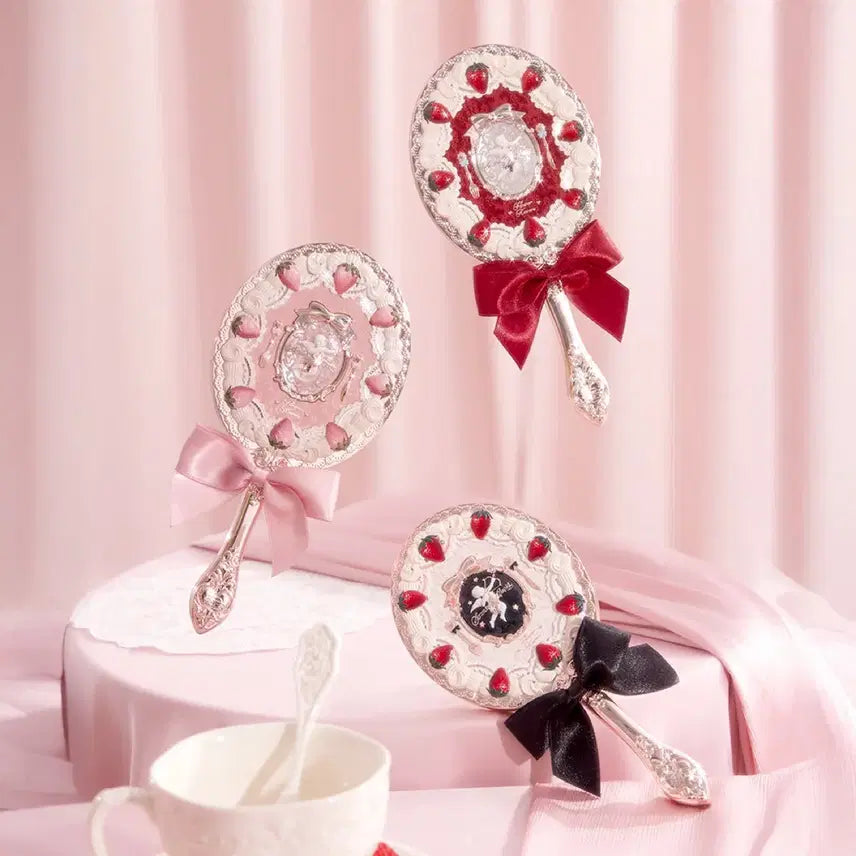 [BUNJANG] Flower Knows Strawberry Cupid Mirror / 정품) 플라워노즈 딸기 시즌 스트로베리 큐피드 거울 판매