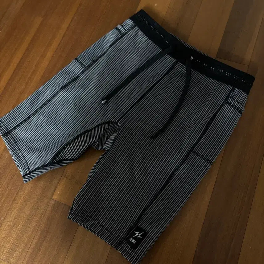 [BUNJANG] Running Life Half Tights L / 러닝라이프 하프 타이즈 L