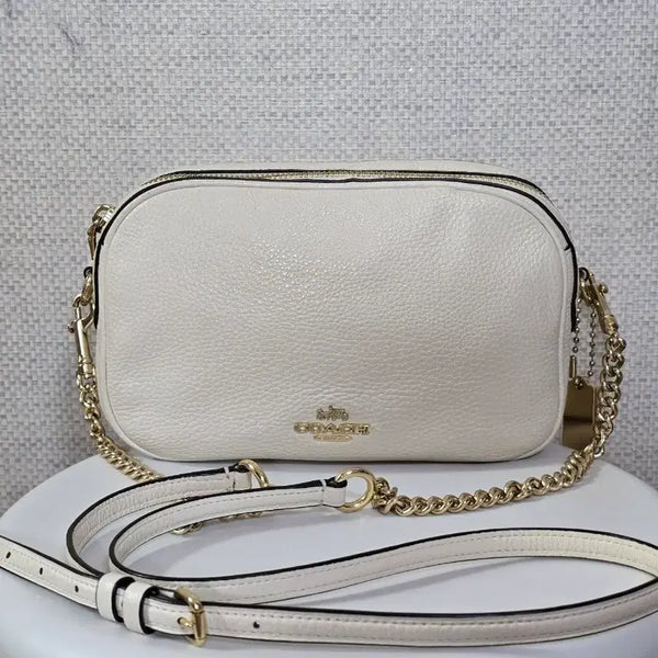 [BUNJANG] Coach Isla Chain Crossbody Bag / COACH)코치 크로스백