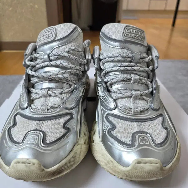 [BUNJANG] Gucci Cube Sneakers (Size 250) / 구찌 큐브 스니커즈 250