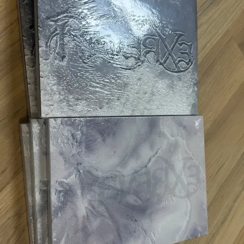 [BUNJANG] EXO Reverxe Photobook Set Ver. 2 / 엑소 reverxe 포토북 버젼 2종 세트