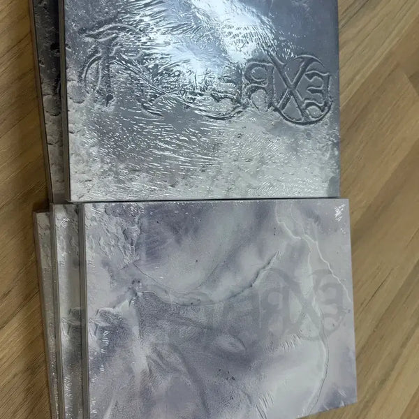 [BUNJANG] EXO Reverxe Photobook Set Ver. 2 / 엑소 reverxe 포토북 버젼 2종 세트