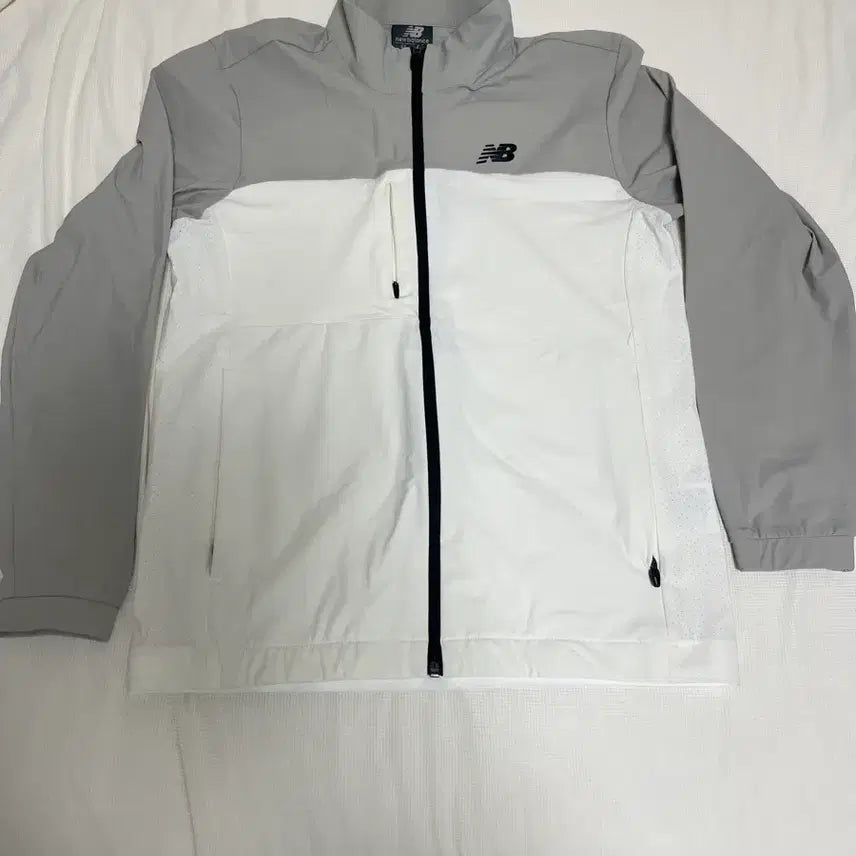 [BUNJANG] New Balance Windbreaker Jumper / 뉴발란스 바람막이 점퍼 새상품